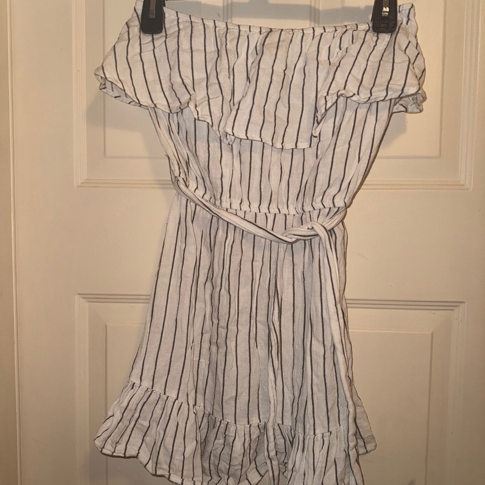 Strapless ruffle dress